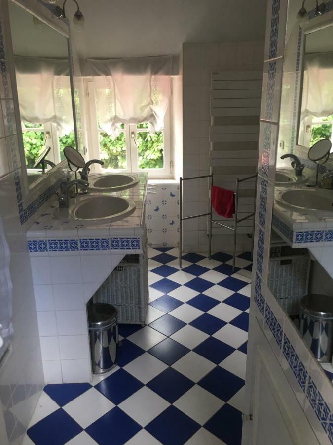 Chambres D Hotes Chez Francoise Et Michel Piscine 4 Chambres 8 Lits Chaumes-en-Brie Kültér fotó